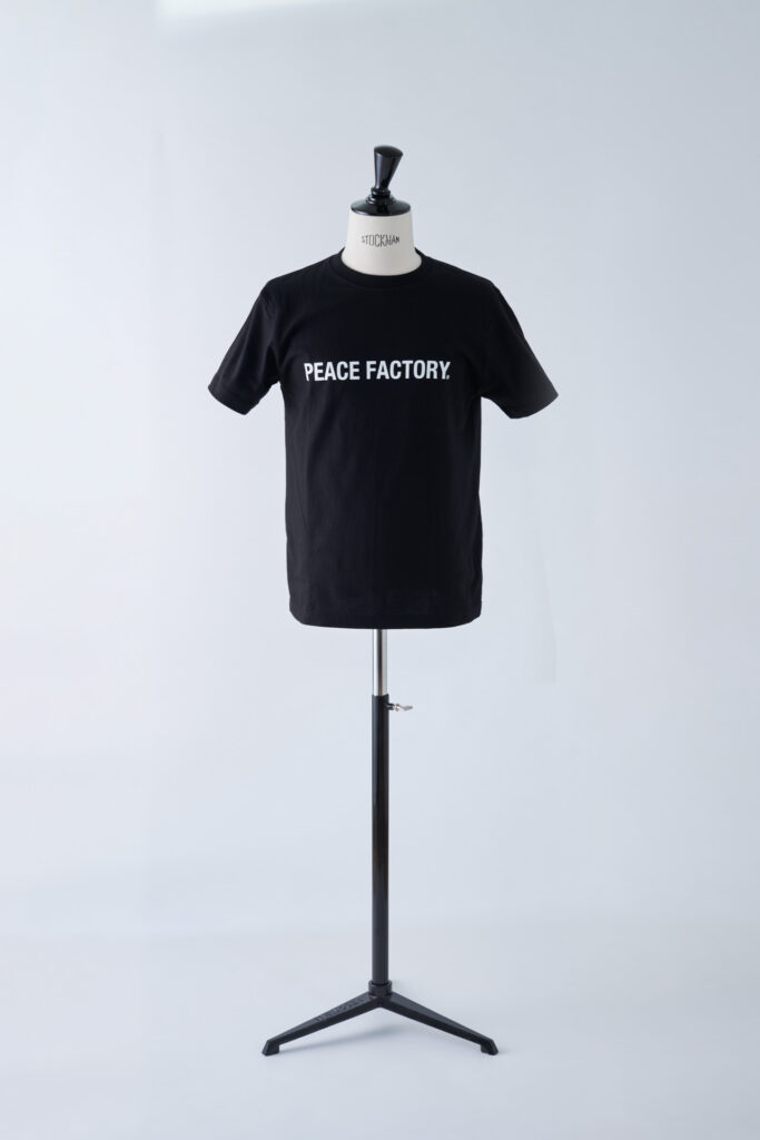 黒Tシャツ